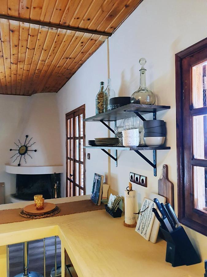 Villa Al-Ari Diakopto Bagian luar foto
