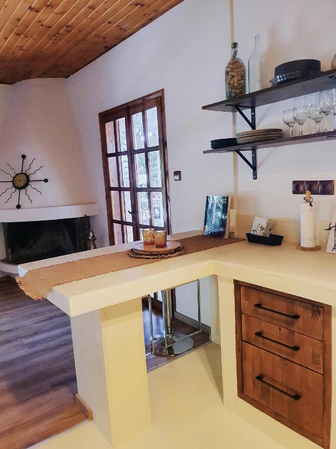 Villa Al-Ari Diakopto Bagian luar foto