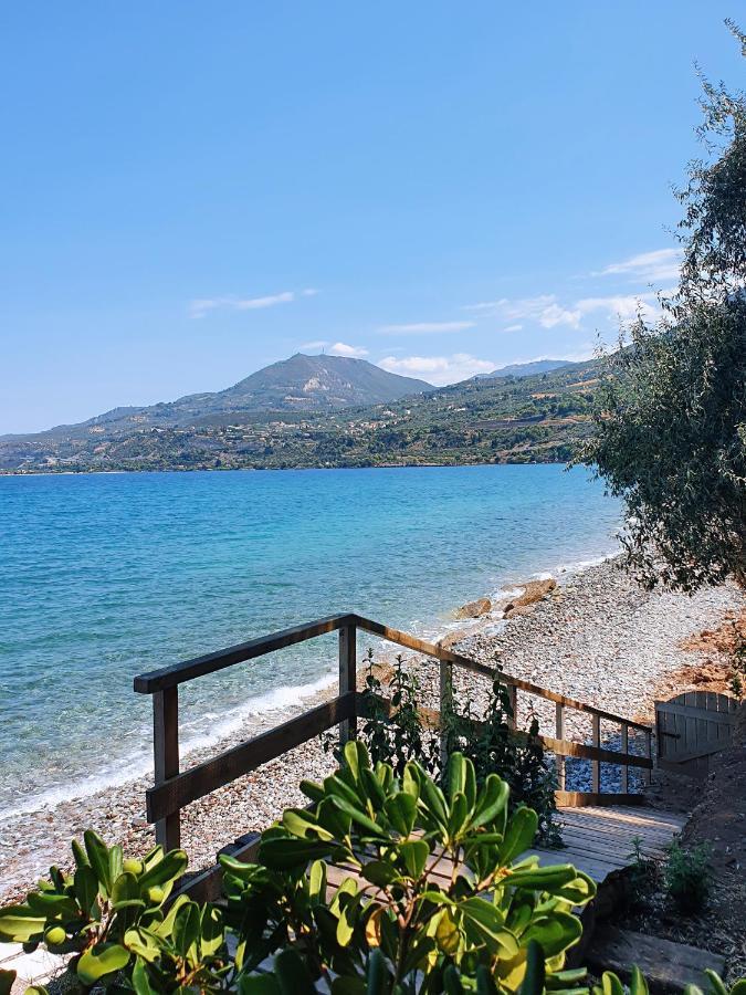 Villa Al-Ari Diakopto Bagian luar foto