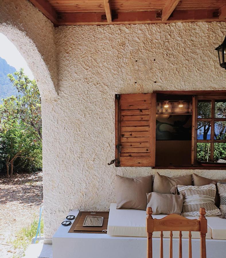Villa Al-Ari Diakopto Bagian luar foto